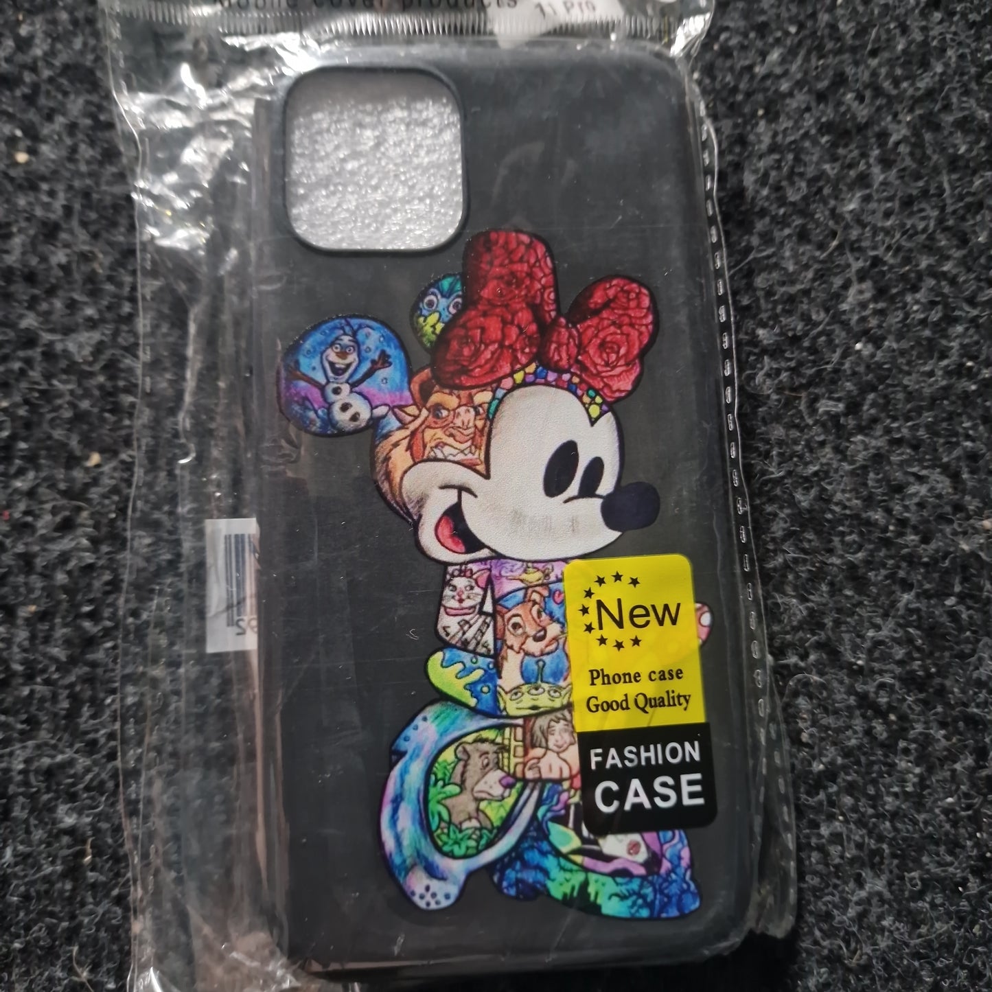Iphone 11 pro mickey